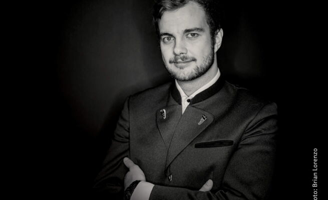 Marius Pallesen als Max                                        