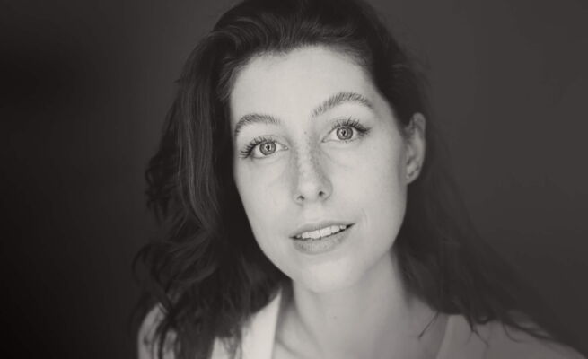 Antonia Kalinowski als MARIA                                        