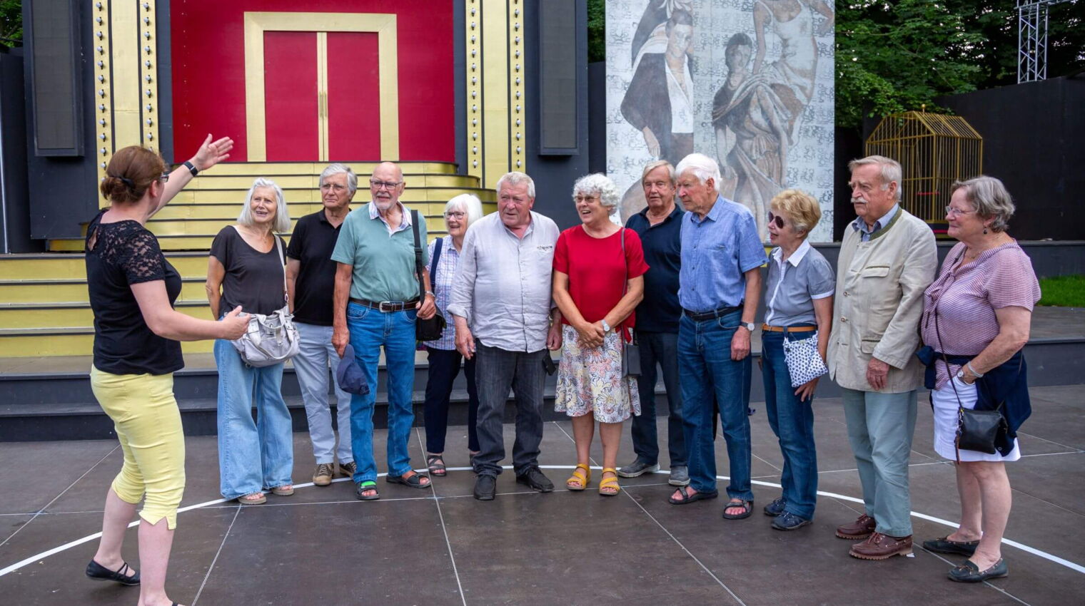 Klassentreffen auf der Seebühne – 60 Jahre nach der Abschlussprüfung. Foto: EFS