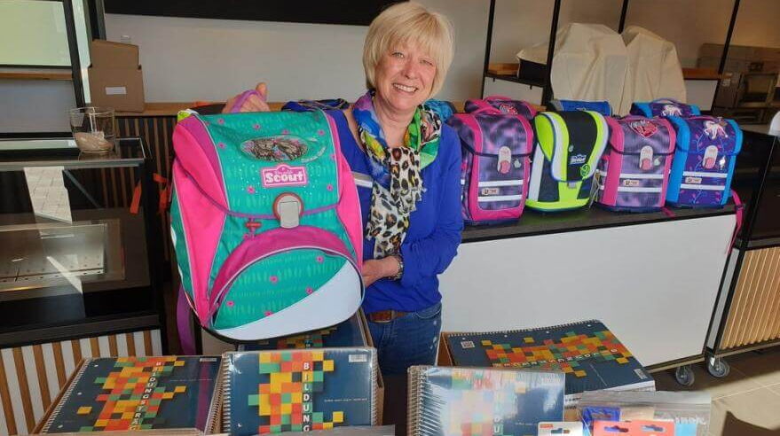 25 Schulranzen und 20 Schulrucksäcke – Spendenaktion für Kinder aus der Ukraine