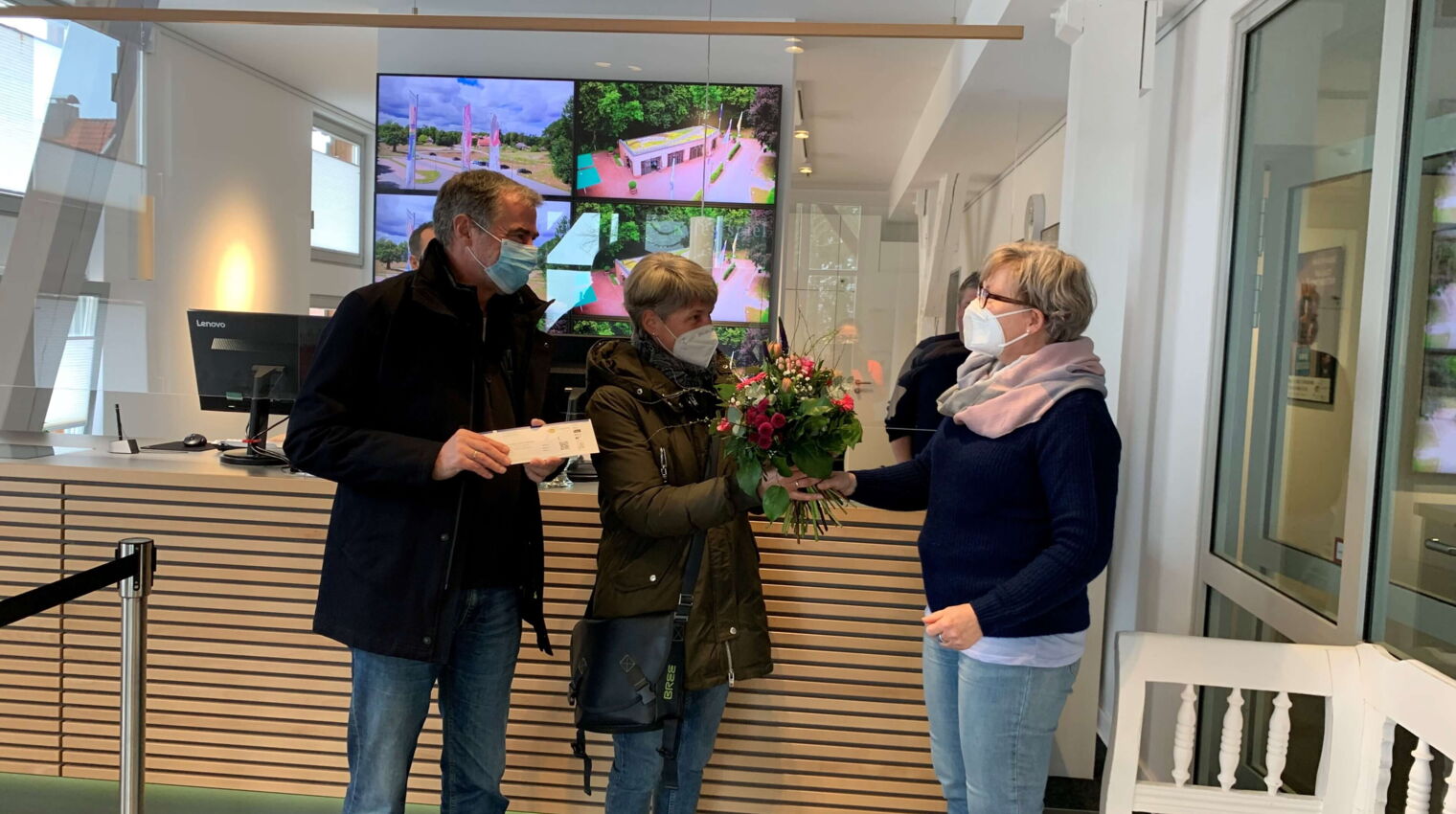 Ehepaar Maßmann aus Barsbüttel Glückstreffer bei 5555 verkauften Karten