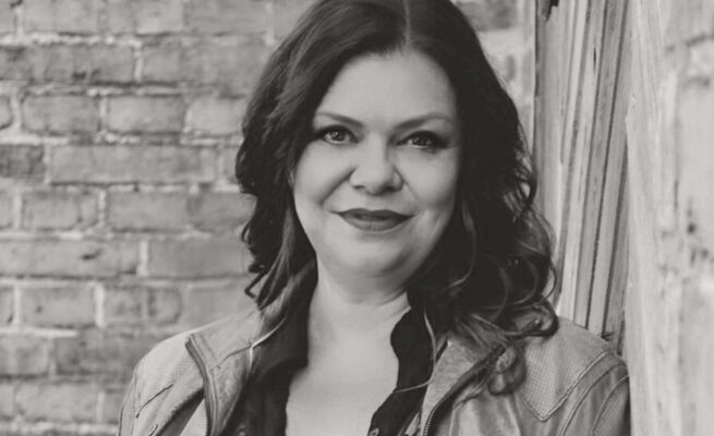 Viola Zimmermann als Suzuki 