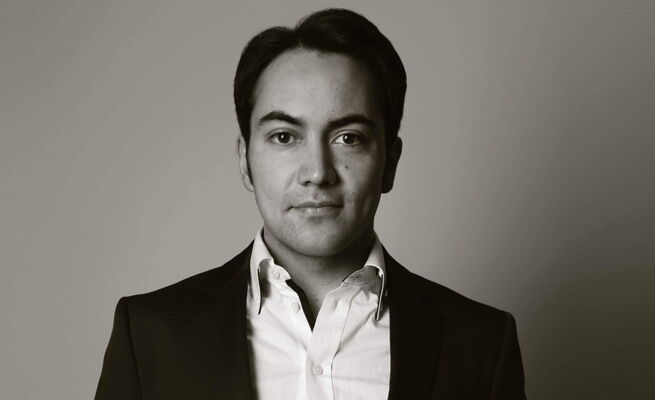 Carlos Moreno Pelizari als Alfredo Germont 