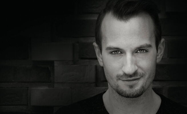 Robert Stumpf als Gunter / Zollbeamter / Max 