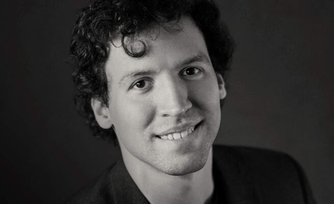 Aleksandr Nesterenko als Rodolfo 